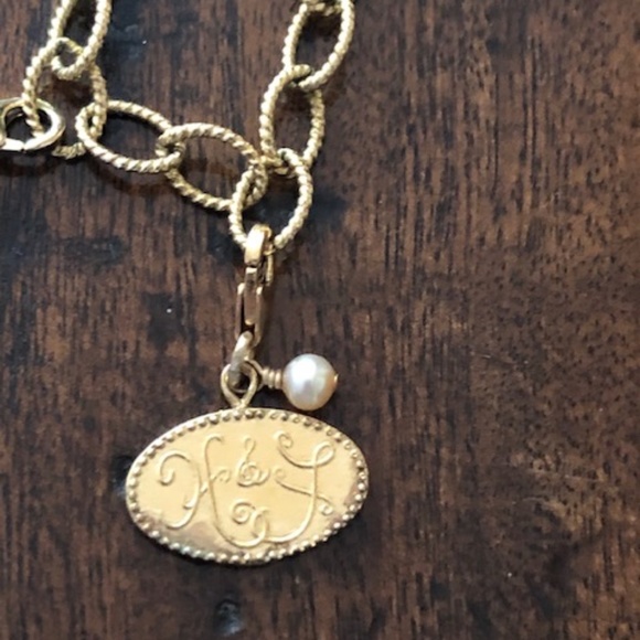 Sophia & Chloe, Gold 'H & F' (Hope & Faith) Charm with Pearl - Picture 3 of 3